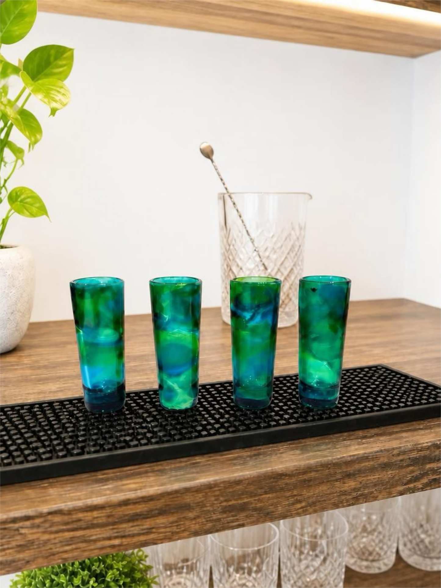 Emerald Tide Shot Glass Set – Deep Green Fluid Art Glasses with Custom Wood Tray