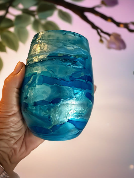 Ocean Current Textured Hand-Painted Stemless Wine Glass