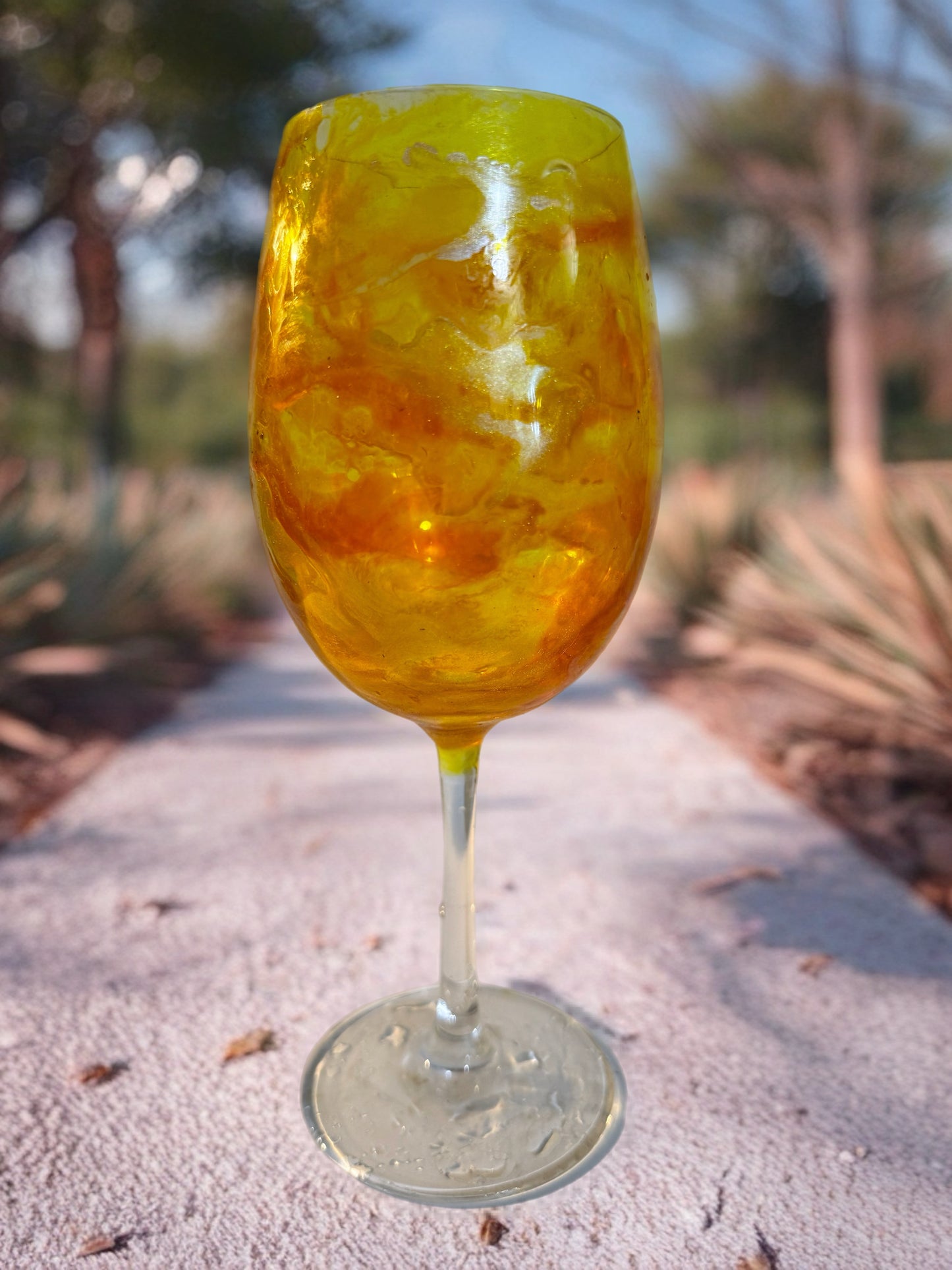 Handcrafted Amber & Gold Marbled Wine Glass