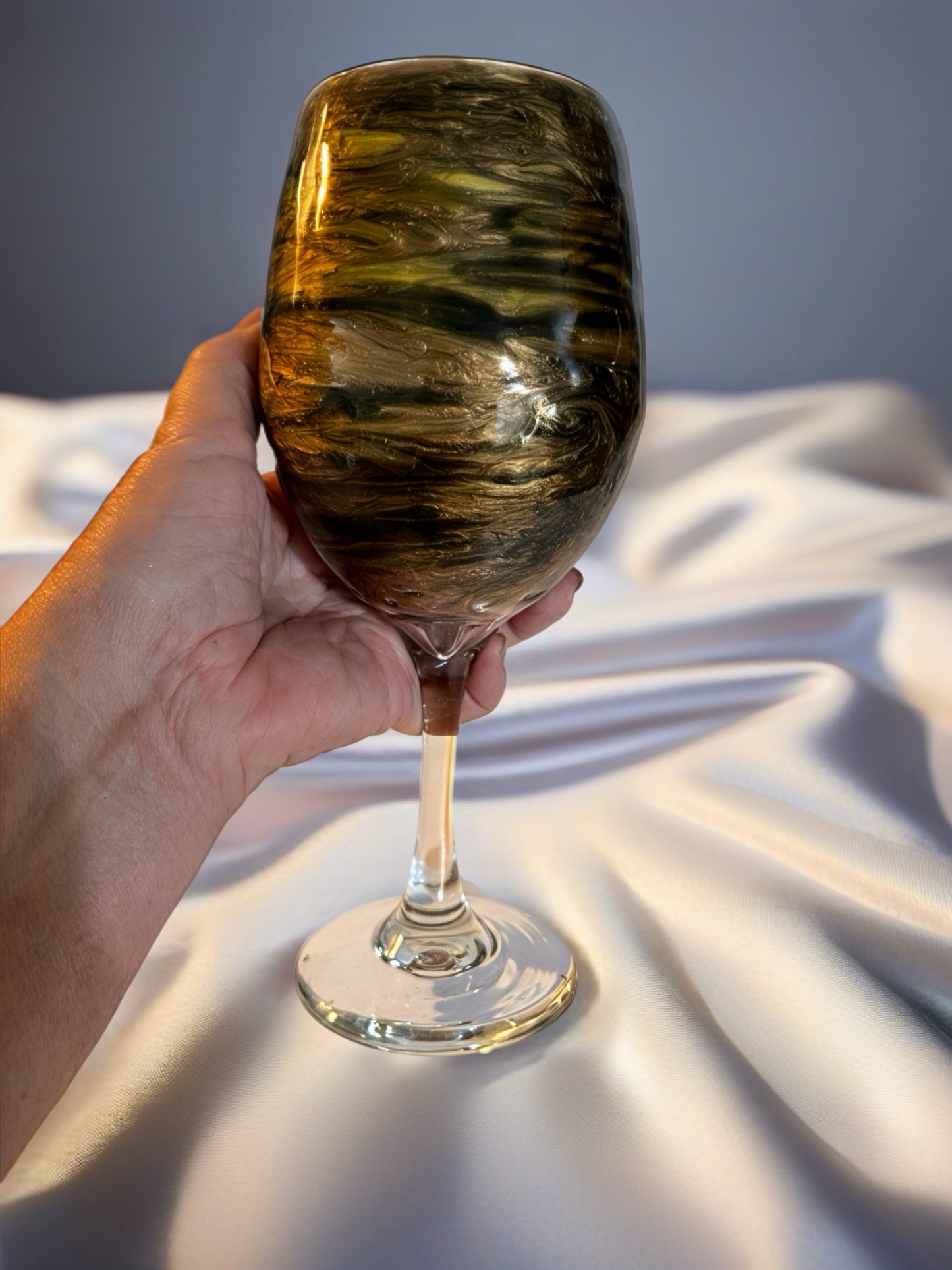 Handcrafted Brown, Gold & Espresso Marbled Wine Glass