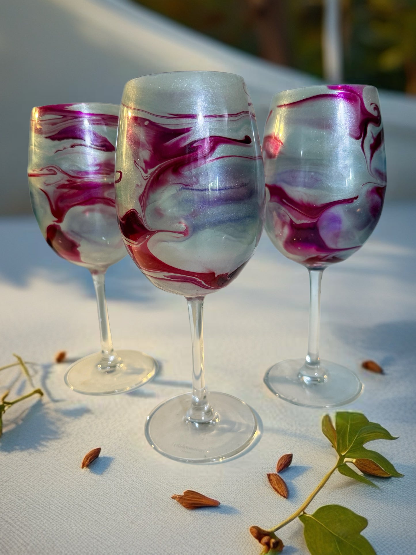Ocean Orchid Marbled Wine Glass