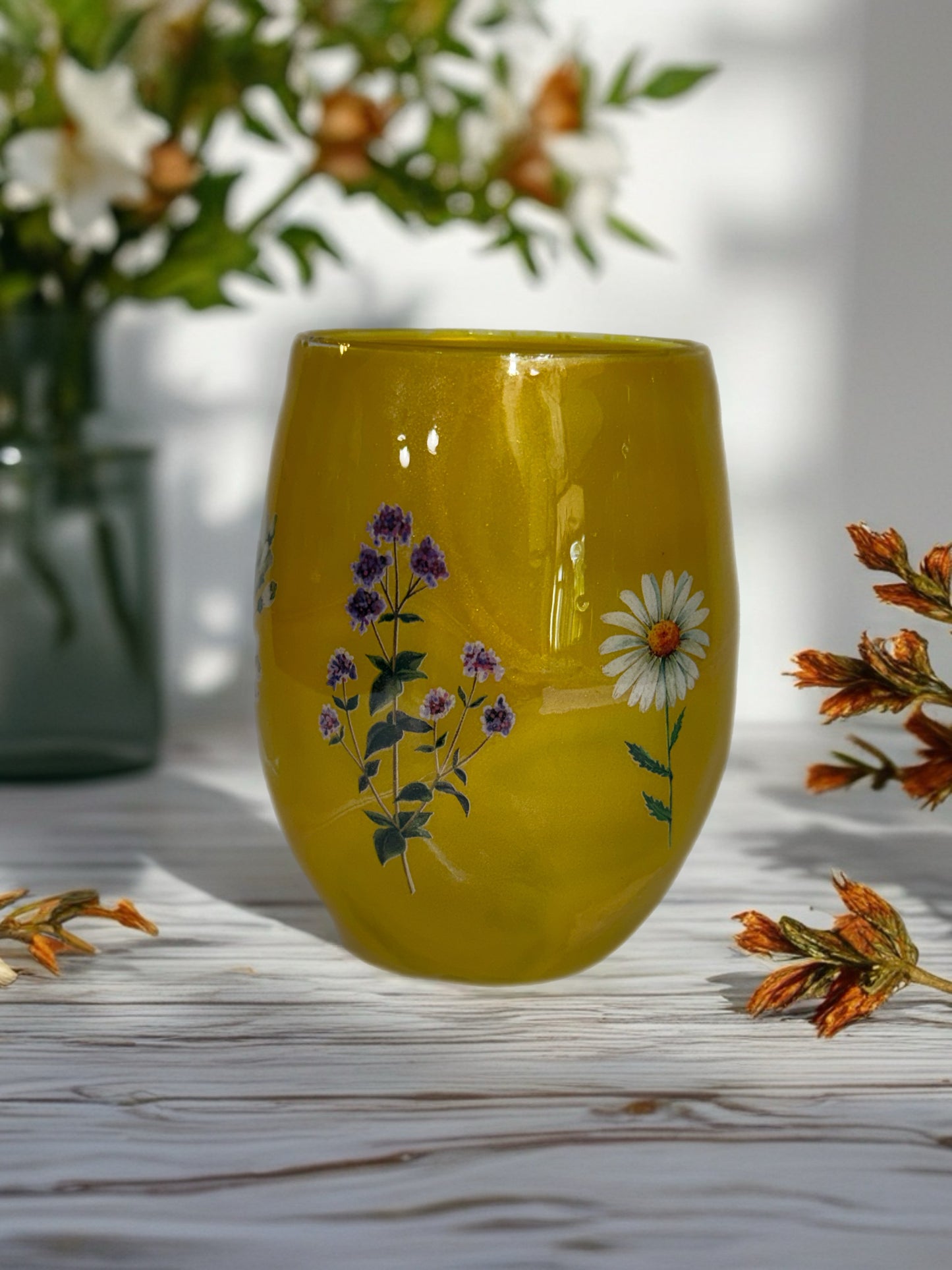 Enchanted Garden Shimmer  Wine Glass