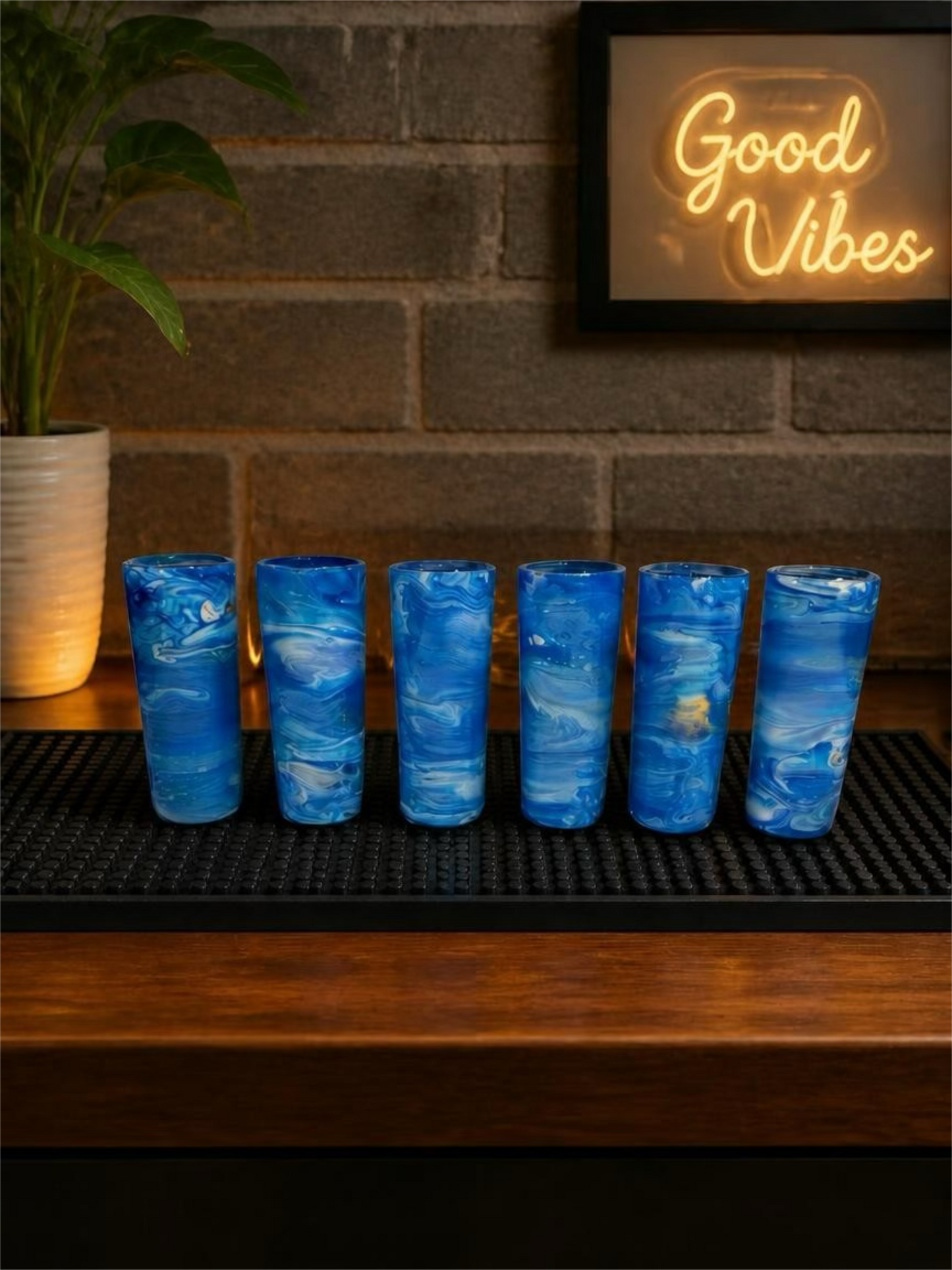Coastal Breeze 4 Shot Glass Gift Set – Blue Fluid Art Glasses with Custom Wood Tray