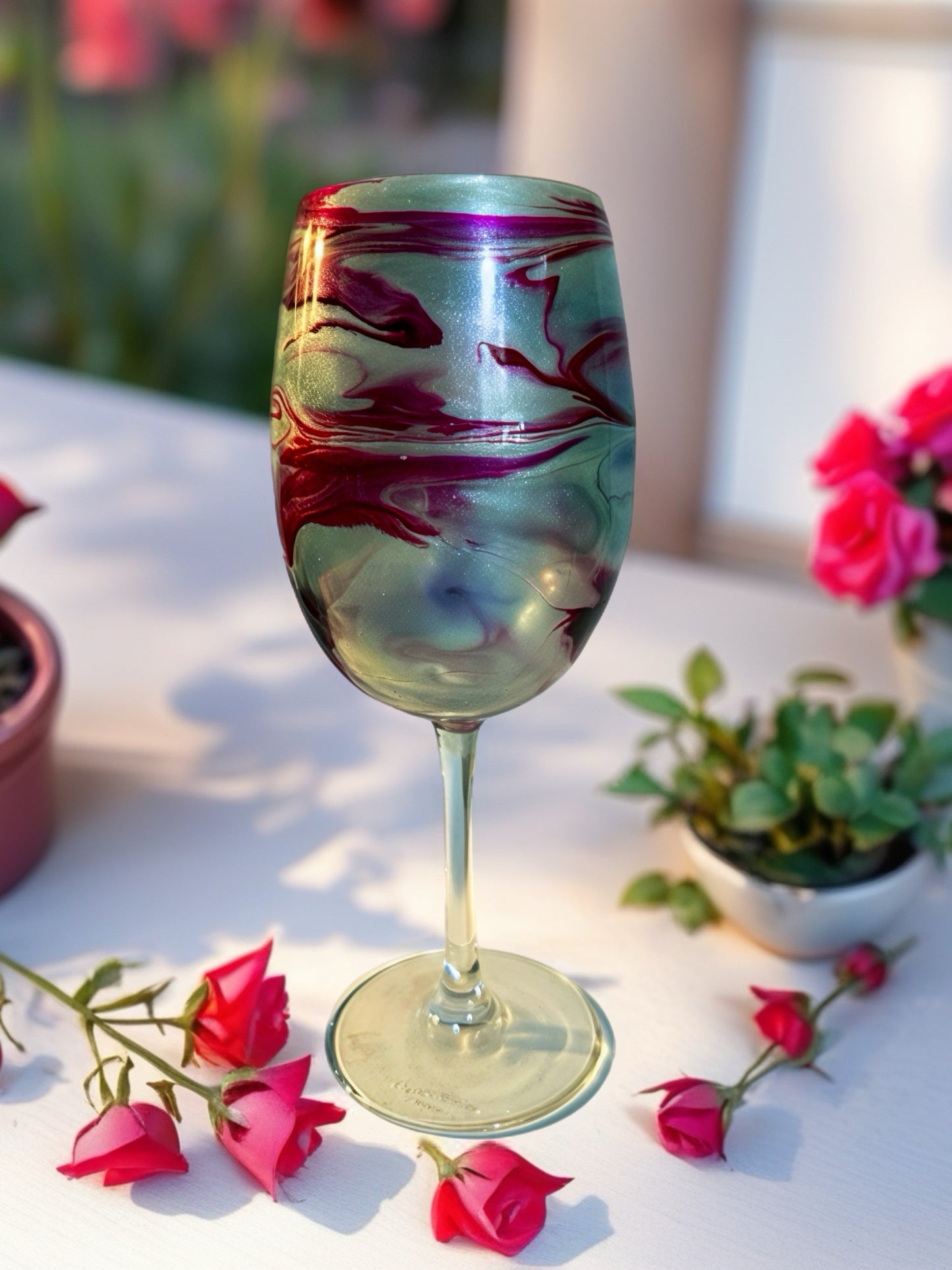Ocean Orchid Marbled Wine Glass